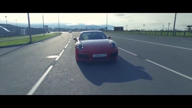 PORSHE 911 CARRERA - 2016