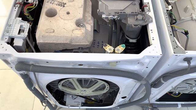 So Sánh Toàn Diện Máy Giặt LG Và Electrolux