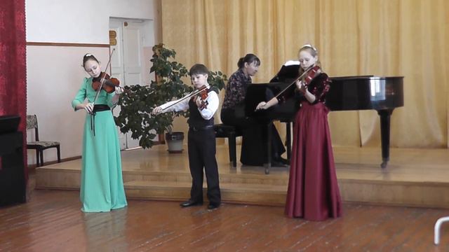 Дж.Тартини. Сарабанда. Трио скрипачей: Яськов Роман, Трофимович Алина, Жарикова Елизавета