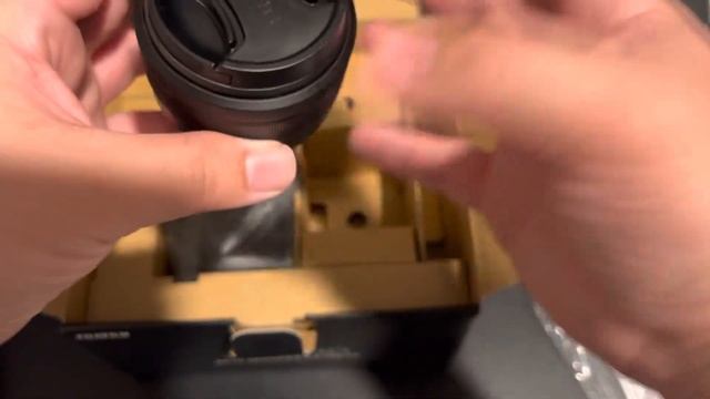 Unboxing Fujiflim X-T200