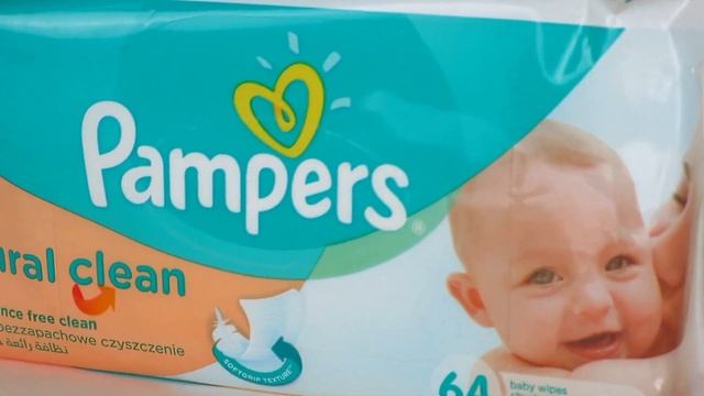 Pampers Natural Clean Nedves Törlőkendő 64 Db