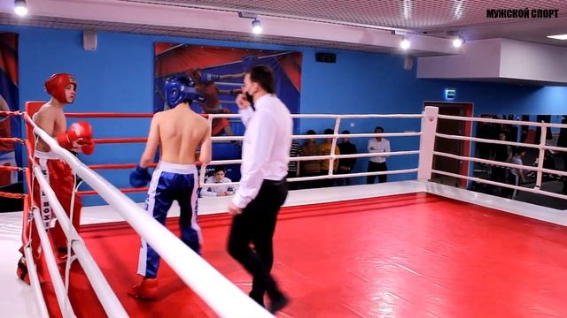Кикбоксинг фулл-контакт. Кожевников Богдан (красный) - Кожевников Игорь (синий).