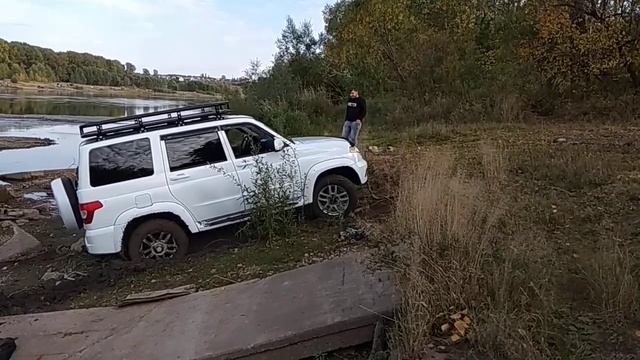 УАЗ Патриот. Тест драйв по бездорожью.