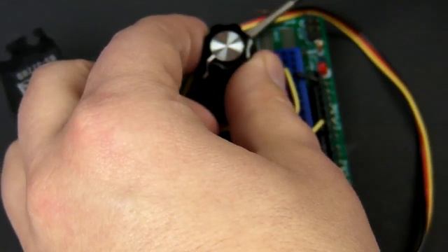 How-To Tuesday: Arduino 101 Potentiometers And Servos