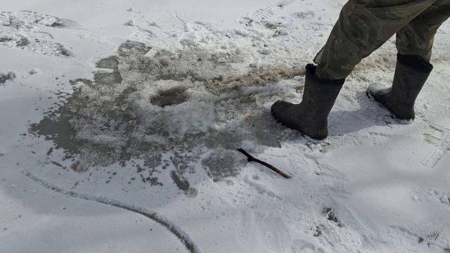 Весенняя рыбалка или один день рыбака. смотреть до конца)))