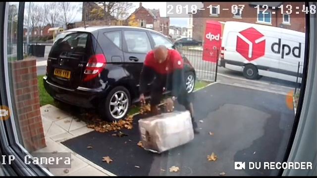 Dpd.Stupid DPD Driver Destroys A Parcel. Just Like Ace Ventura. 不专业的送货司机