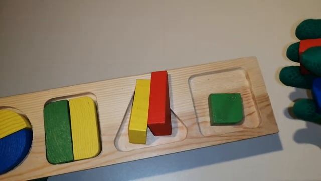 Доска-вкладыш Томик Геометрия большая 322