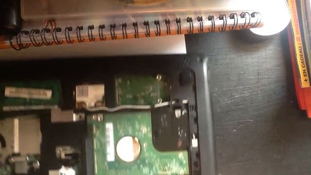 [TUTO] Démontage Acer Aspire One D257