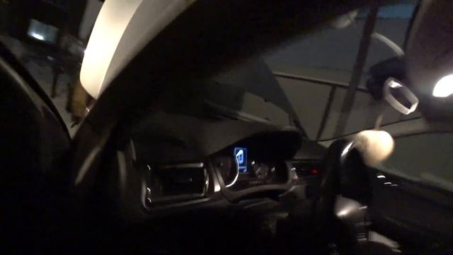 Шкода 1.4 TSI Замер шума двигателя