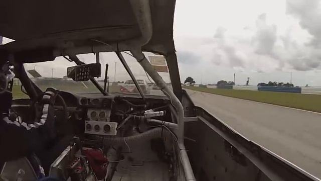 Sebring Chumpcar Infiniti J30 Spin & Crash 9-26-15