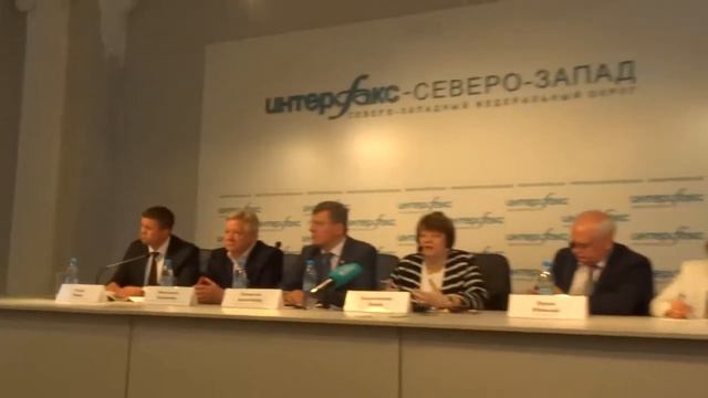 Елена Яковлевна Кальницкая открывает событие