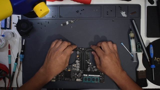 MACBOOK A1286 NO ENCIENDE