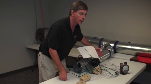 HVAC Tech Tip - Controlling a VAV box with the only Pneumatic controller you will ever need.