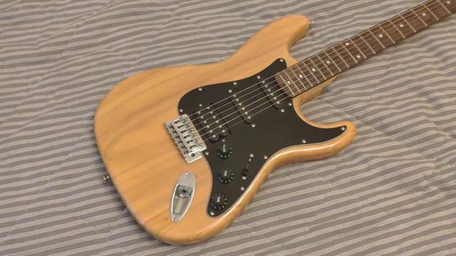 Обзор сборки гитары-переделки под Fender Stratocaster цвет натур
