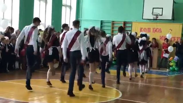 Вальс выпускников 2019!    2 часть. 