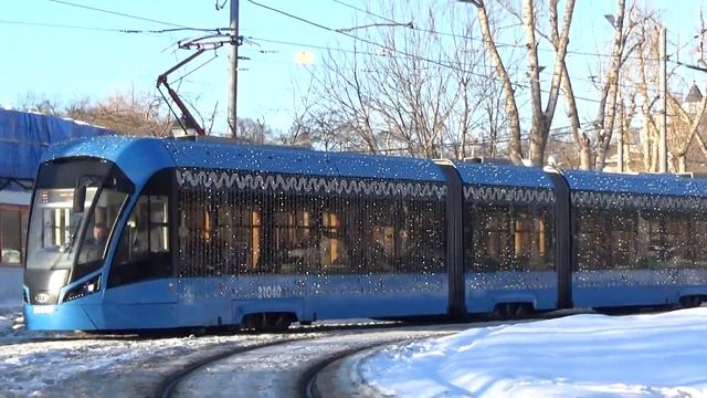 Новогодний трамвай 71-931М «Витязь-М» борт 31040 по маршруту 11