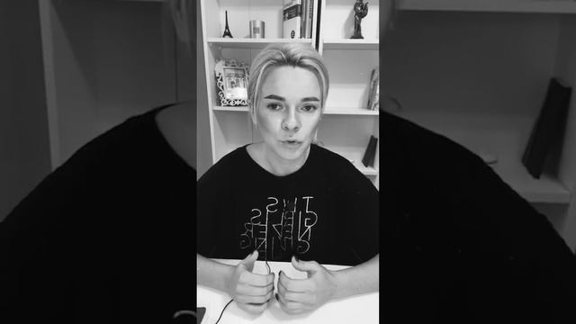 В МИРЕ МНОГО ДЕНЕГ. Перестаньте думать о деньгах, со знаком минус