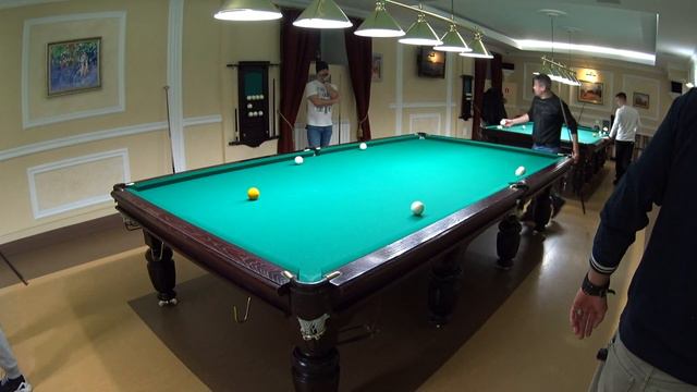 8-й шар упал в лузу незаказанным, поэтому он не засчитывается и выставляется