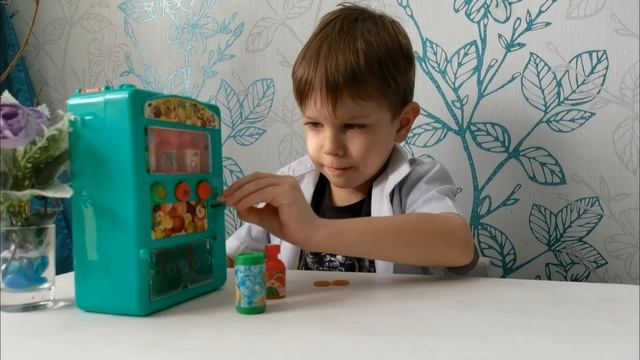 Обзор и отзыв на автомат с напитками из Fix Price от фирмы Play The Game.