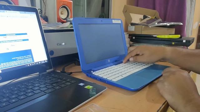 HP Stream Netbook : Battery Changing
