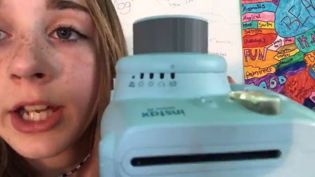 How To Use An Instax Mini 8 Camera?