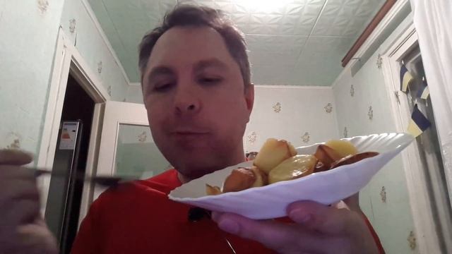 АСМР ИТИНГ. КУШАЮ ЖАРЕНУЮ КАРТОШЕЧКУ