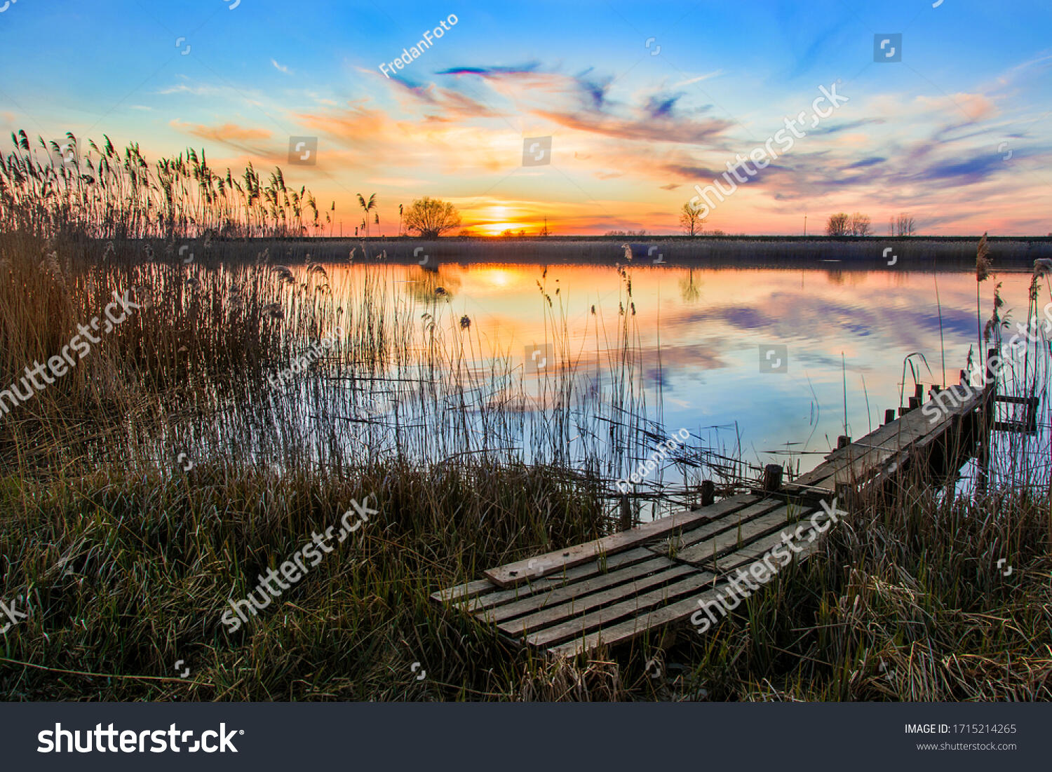 ПРОДАВАЙТЕ СВОИ ФОТО и ВИДЕО. SELL YOUR PHOTOS AND VIDEOS