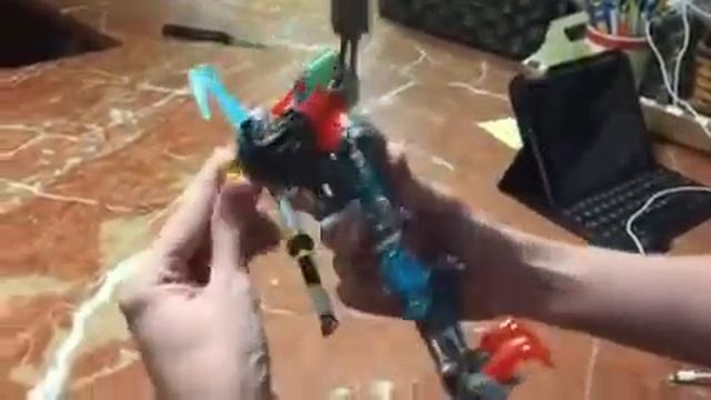 How to use the gear function on a Bionicle figure
