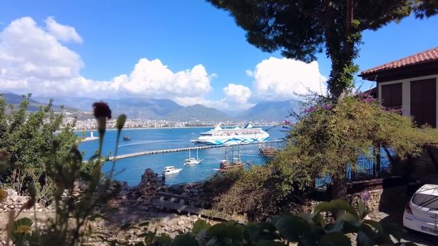 Дарья Пынзарь рассказала почему не общается с подругами.