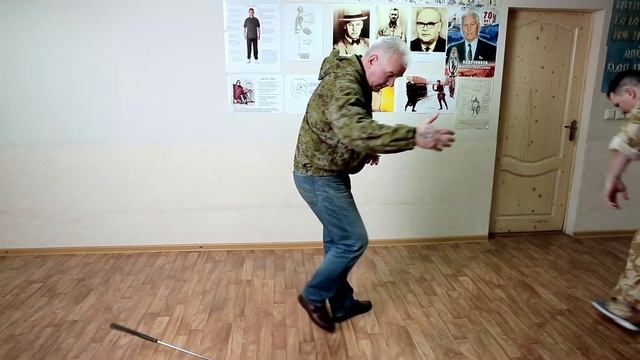 Когда клюшка для гольфа используется не по назначению.