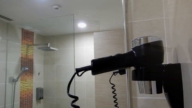 A Trip To The Maldives, Part 3, Transit In Malaysia, Sleep! Good Hotel!