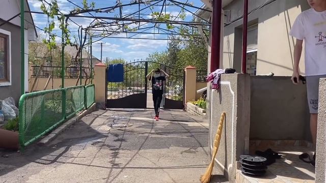 ВЛОГ ДИАНА НЕ БОИТСЯ ЛЯГУШЕК / ЕЖЕДНЕВНЫЕ ВЛОГИ 9.05.2020