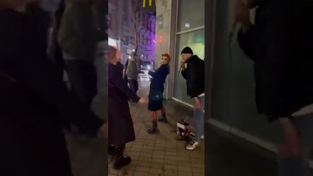 Фристайл у Метро Менделеевская