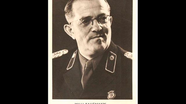 Parademarsch Nr. 1 - Möllendorf - Zentrales Orchester des Ministeriums des Innern - Willi Kaufmann