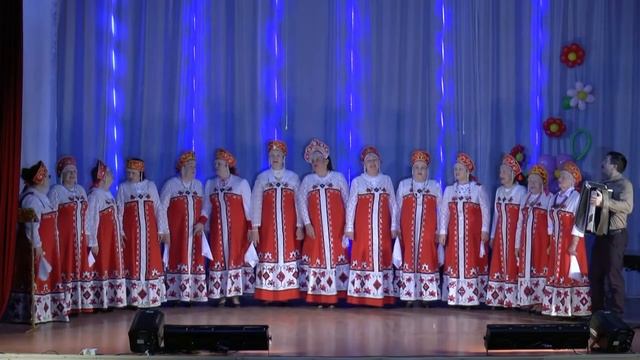 Эх,лапти,да лапти мои  исп  хор Зоренька г  Мирный