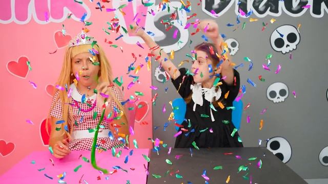 Eva And Mom Black Vs Pink Challenge In The Ice Cream Truck