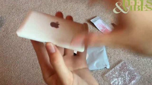 Mini Apple Macbook Shaped Mirror