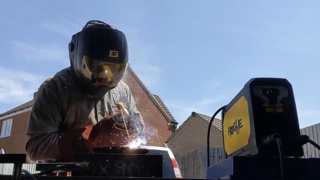 Esab Rogue 150i / Esab Sentinel A50 / Mma Welding