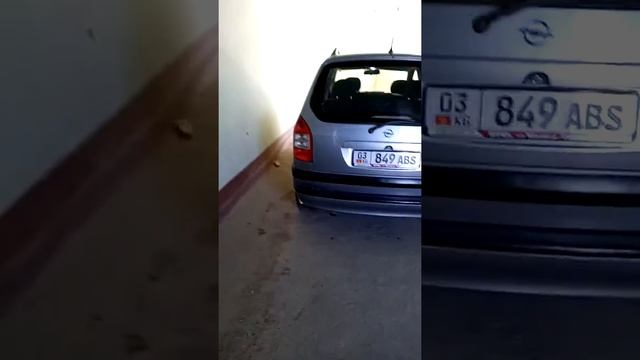 Opel Zafira 1.6 бензин