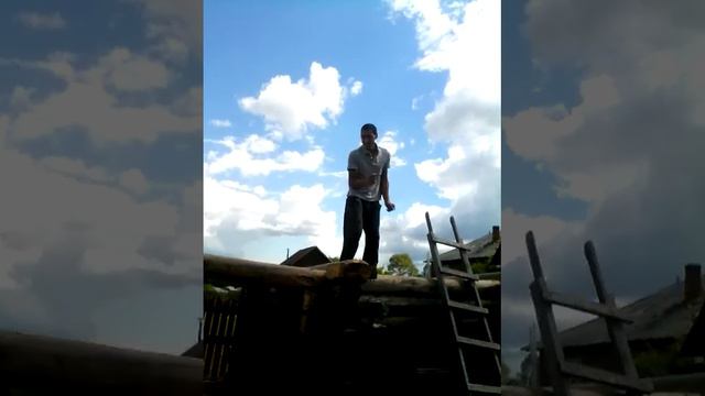 Приора цвета патисона!! Парень зажигает!! Ржач!