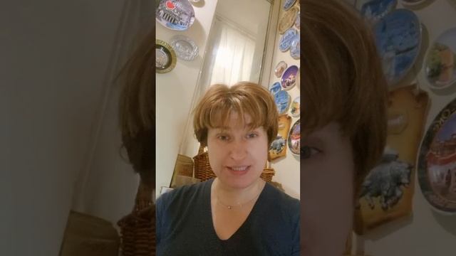 Длинные  и пушистые ресницы.