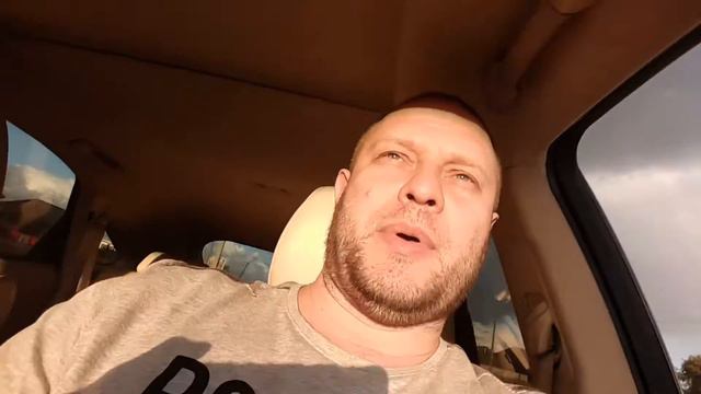 Счастье есть))) его не может не быть))))