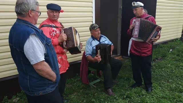 Разнесуха гармонисты старая Ведуга