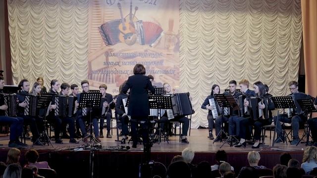 О. Машина. «Фантазия на темы песен военных лет». Дирижёр – Ольга Машина