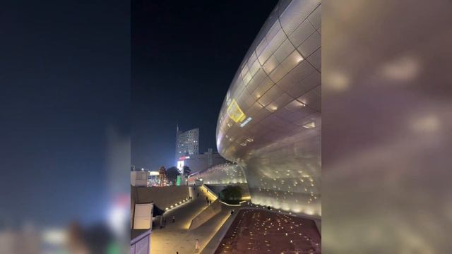 Korea Travel Vlog 🇰🇷 SPRING 2023 Pt. 3: Starfield Library, Dongdaemun, Raw Crabs, Everland