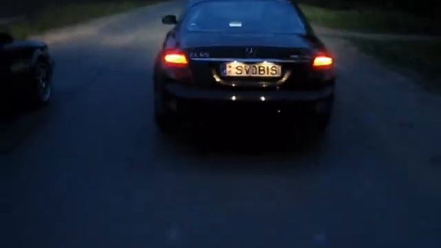Mercedes Benz CL V12 (W216) Sound
