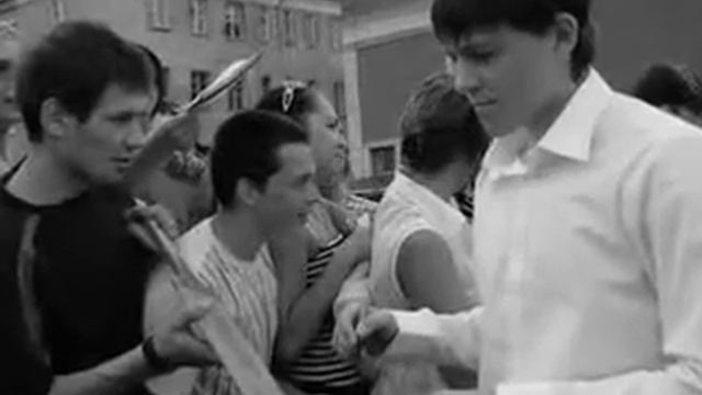 Алексей Черепанов от фанатов