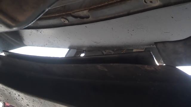 How To Remove, Replace Or Install The Front Bumper, Volvo 850, S70, XC70, Etc. - VOTD