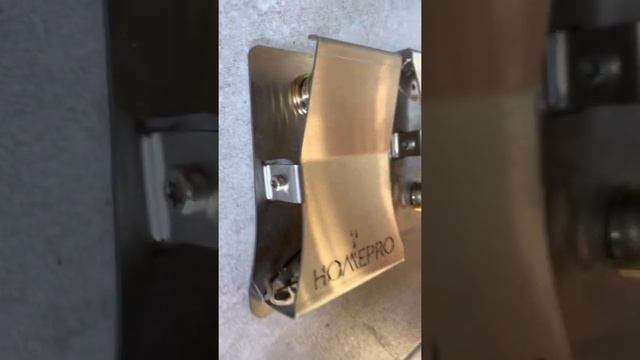 Прищепка держатель автомобильного коврика из пищевой нержавеющей стали для автомойки.