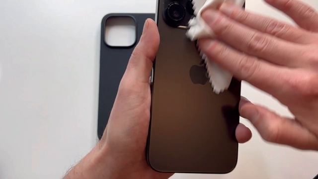 Official Apple Silicone Case Midnight For IPhone 14 Pro Max Review